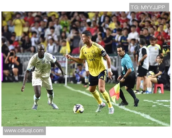 早期足球球星代言广告的影响与变革探索 早期足球球星代言广告的影响与变革探索