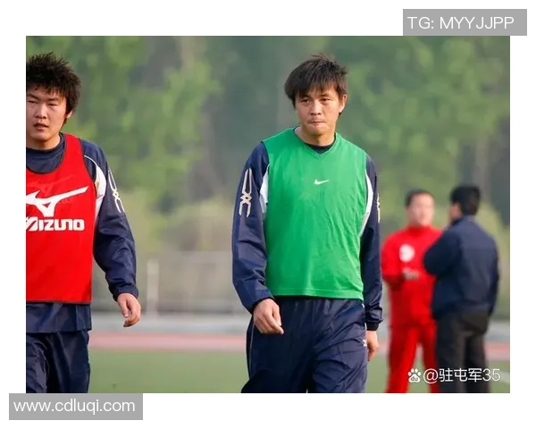 工人足球球星拼搏精神引领新时代体育力量 工人足球球星拼搏精神引领新时代体育力量