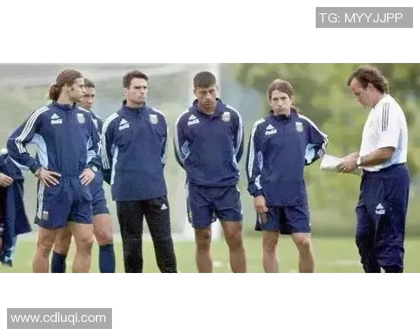 足球球星手持枪械形象震撼登场展现不同于场上英勇的硬汉气质